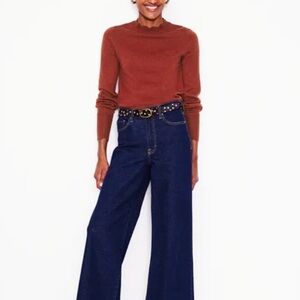 Boden “Imi” scalloped trim sweater